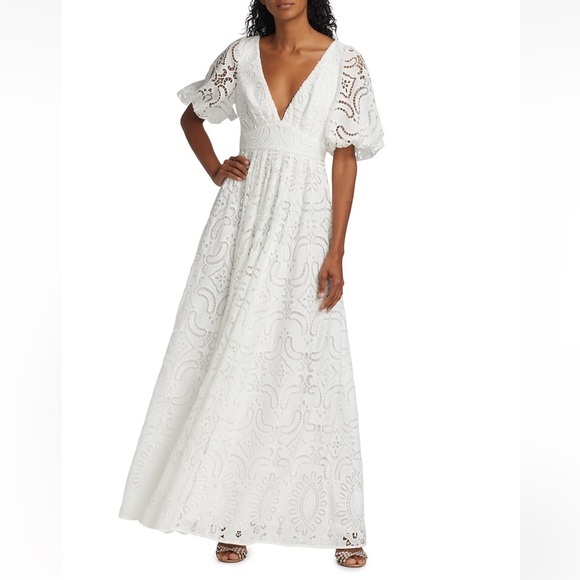 NWT Badgley Mischka White Lace Plunge V-Neck Puff-Sleeve Gown Size 6